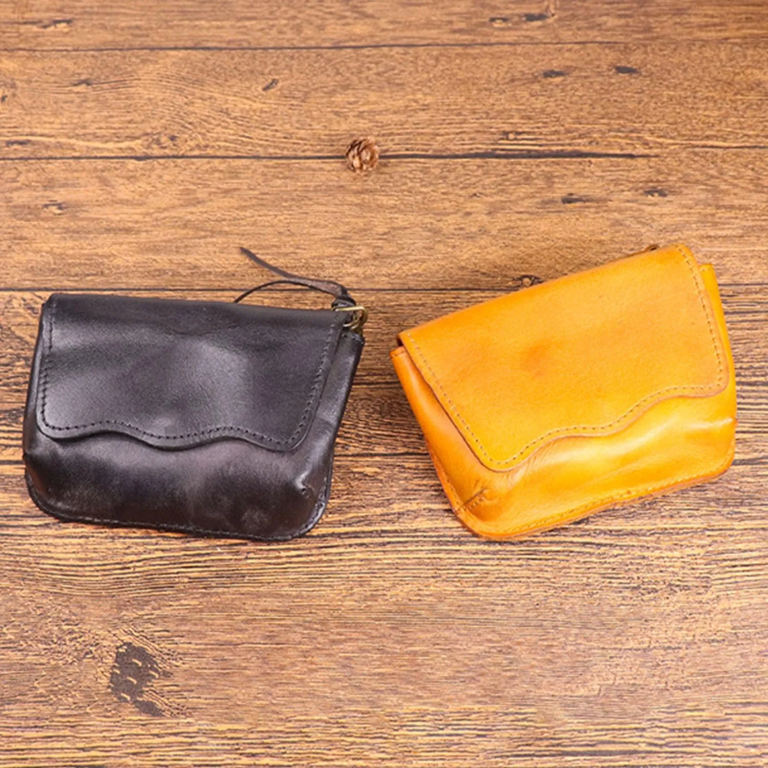 1PCS Leather Change Purse Key Coin Purse in Cowhide Leather Genuine Leather Wallet Coin Purse for Men and Women (Yellow)