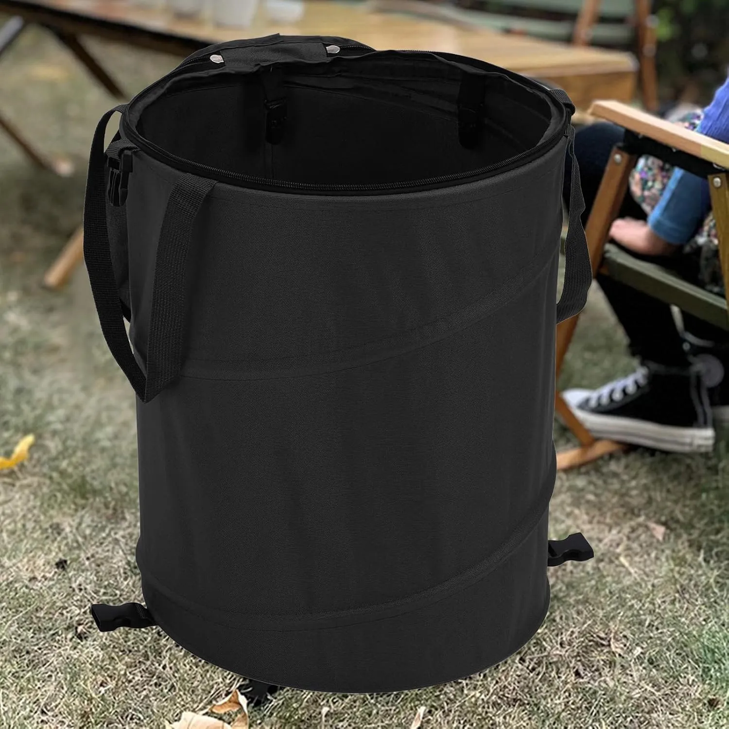 24 Gallon Camping Trash Can, Collapsible Garden Trash Can Folding Bin, Oxford Cloth Zippered Lid Outdoor Garbage Container (Black)
