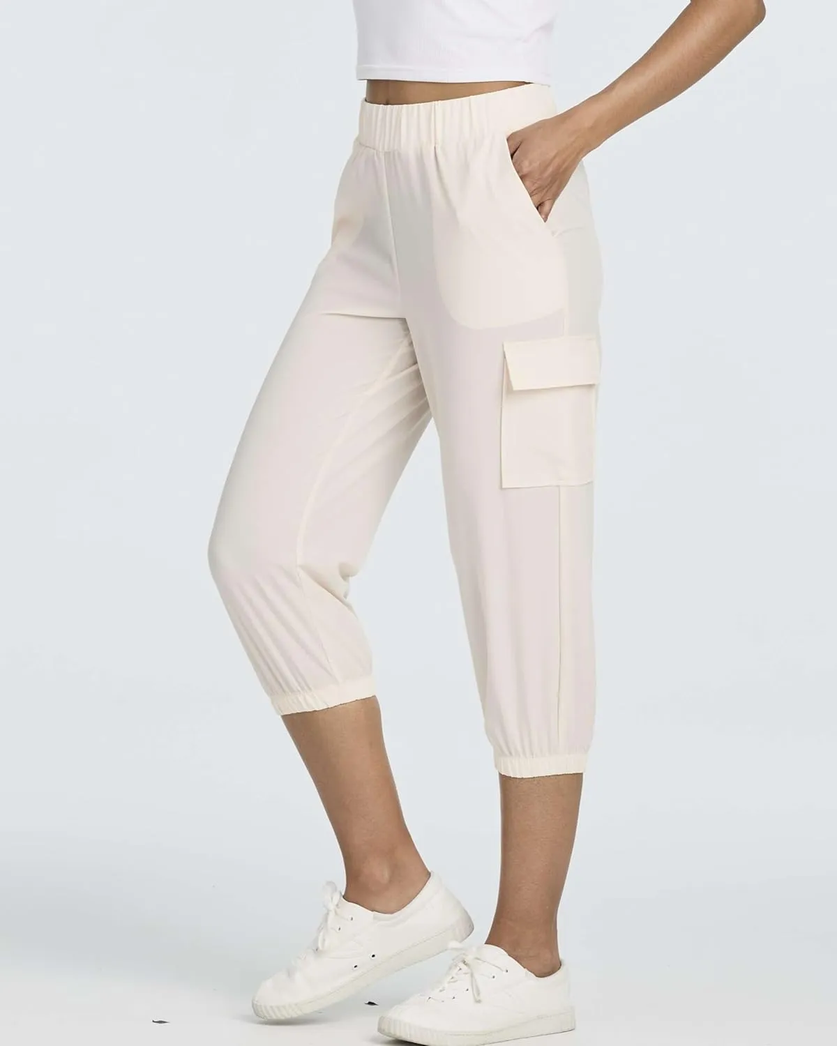 3 Pack:Women's Woven Cargo Capri Jogger Pants Tactical Hiking 5 Pockets Water Resistant Quick Dry Active Pockets Drawstring