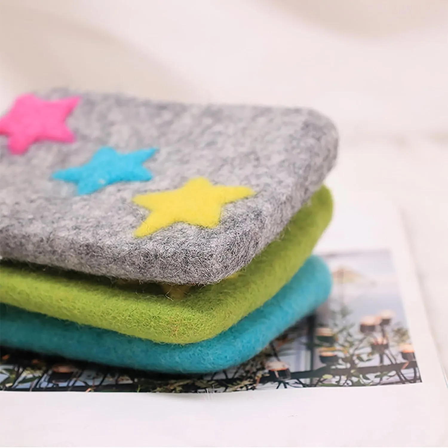 BAIMORE Women's Y2k Cute Stars Patch Zipper Wool Felt Pouch Plush Coin Purse