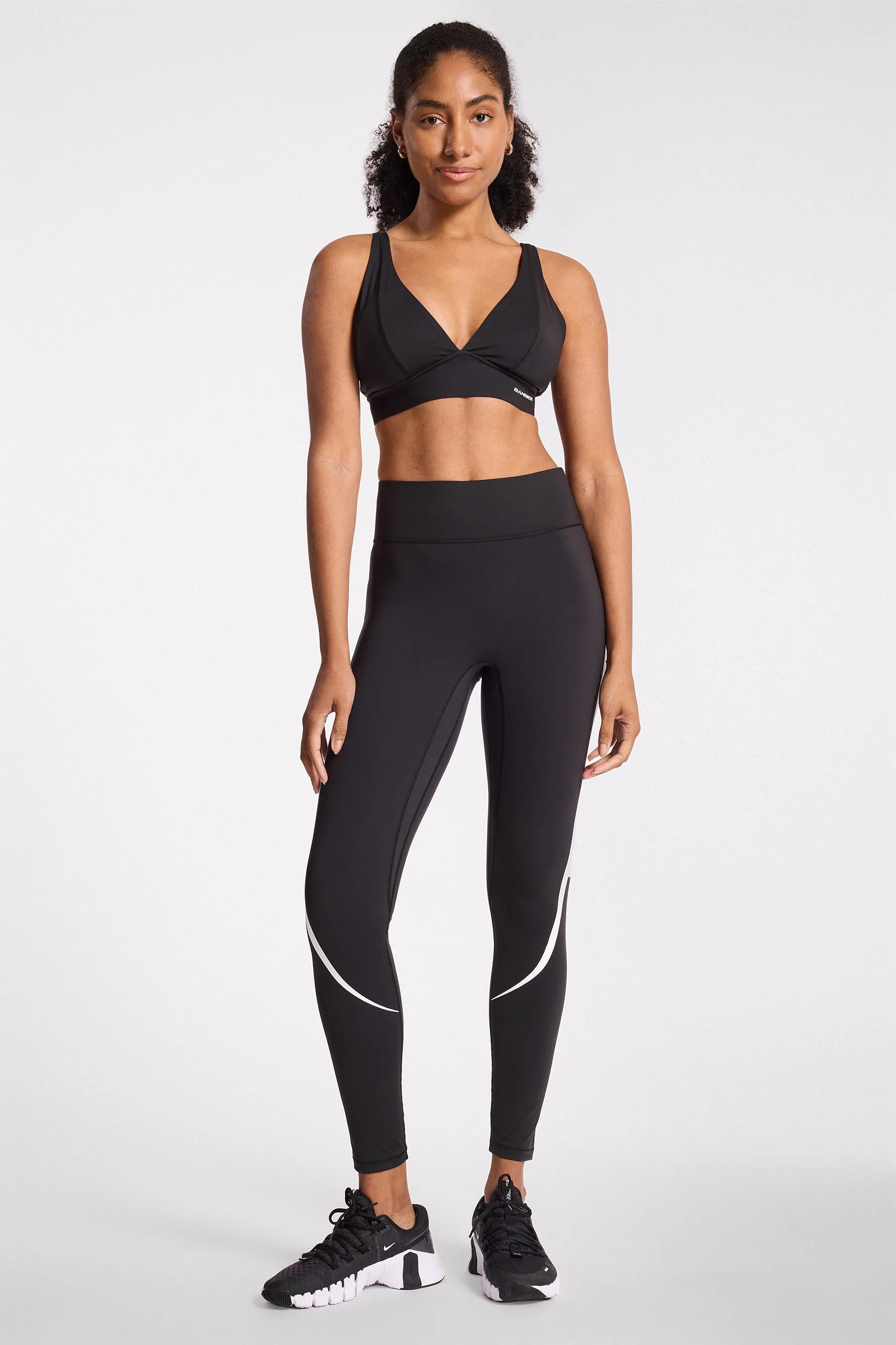 Bandier | V Neck Plunge Bra | Black