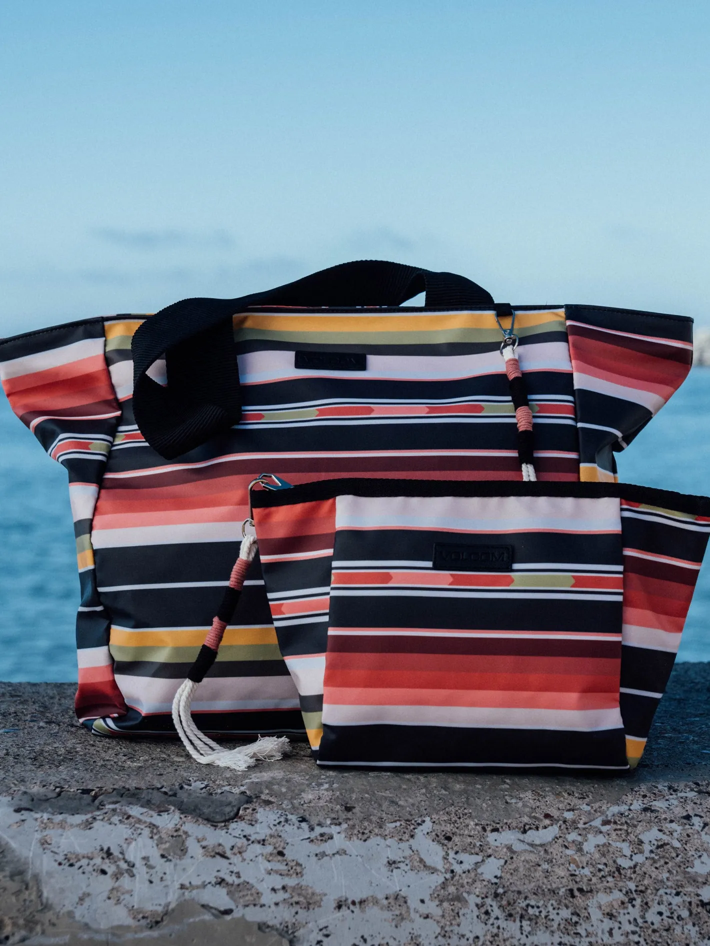 Bay Bae Beach Tote - Multi Black