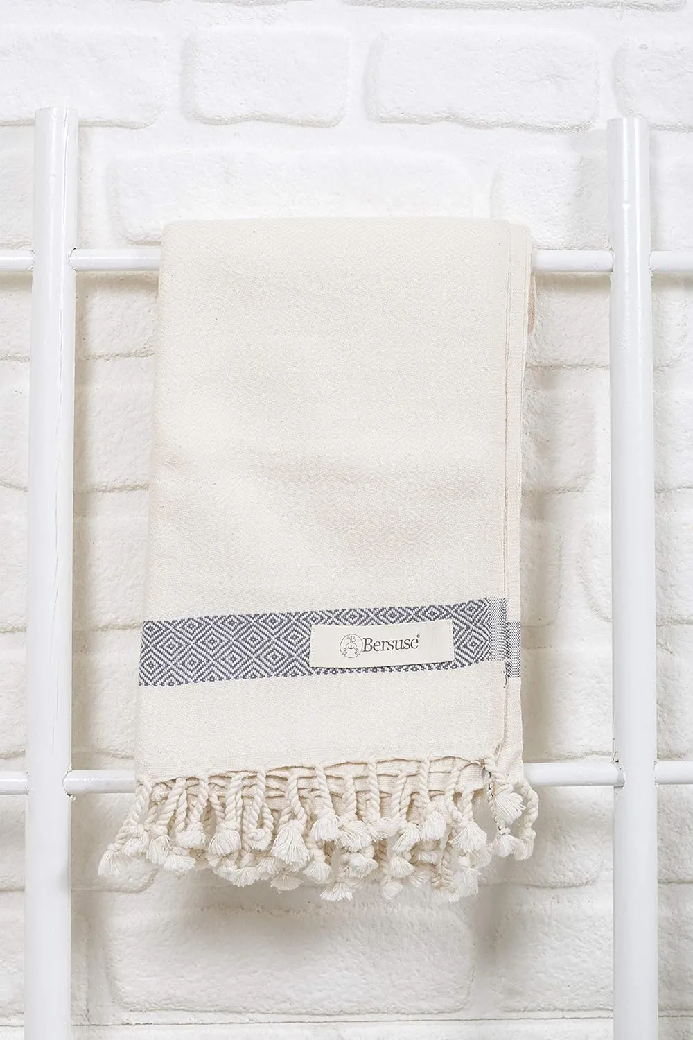 Bersuse 100% Cotton Laodicea Turkish Towel Bath Towel Beach Towel Pool Towel - Beach Essentials for Your Beach Bag - 37x70 Inches, Natural White