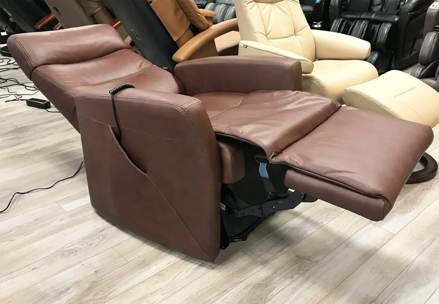 Divani MF Large MF325 Cognac Trend Leather Infinite Position Dual Motor Power Lift Chair Recliner Relaxer -