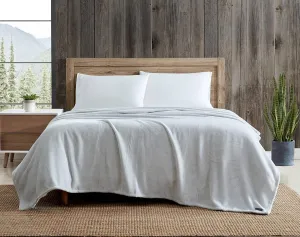 Eddie Bauer - Queen Blanket, Ultra Plush Bedding, Lightweight Home Decor for All Seasons (Grey, Queen)