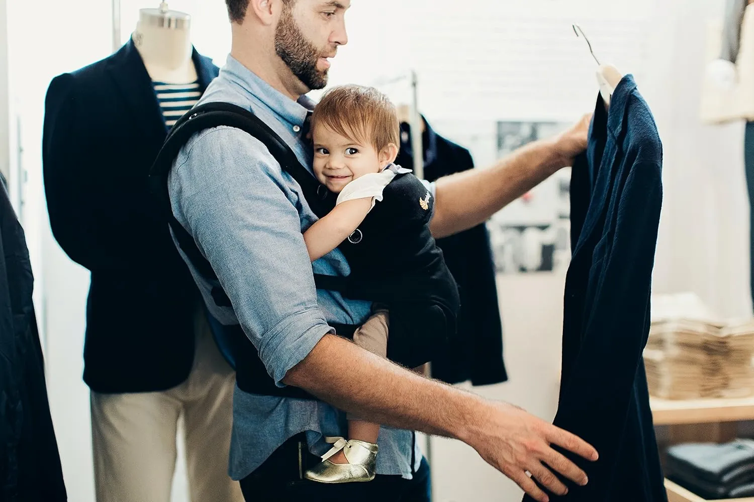 Ergobaby 360 All-Position Baby Carrier with Lumbar Support (12-45 Pounds), Pure Black, Premium Cotton