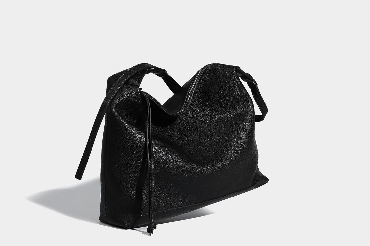 FBTG 2025 niche design single shoulder underarm bag, large capacity tote bag, high-end sensory bag