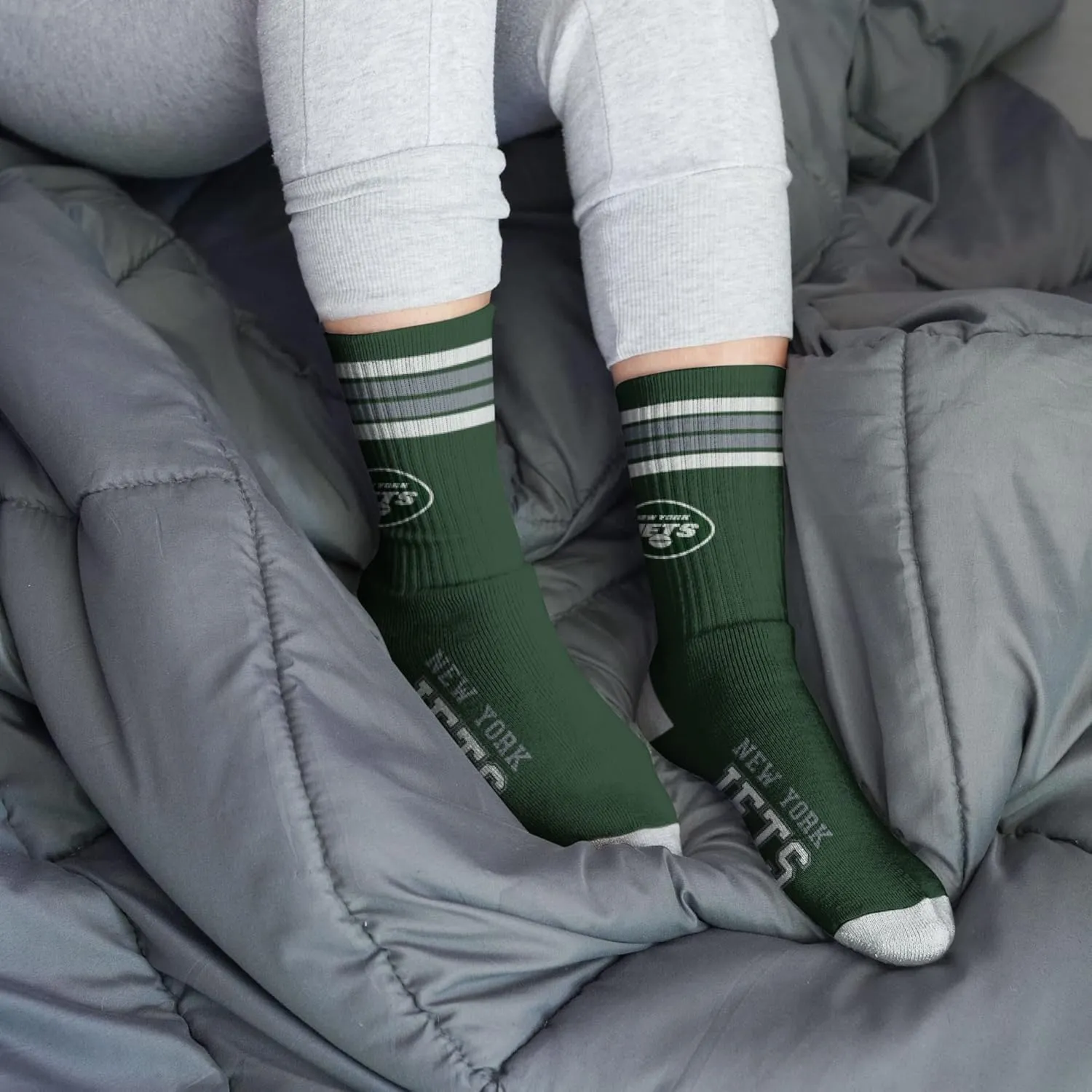 For Bare Feet Men's NFL 4-Stripe Deuce Performance Crew Socks