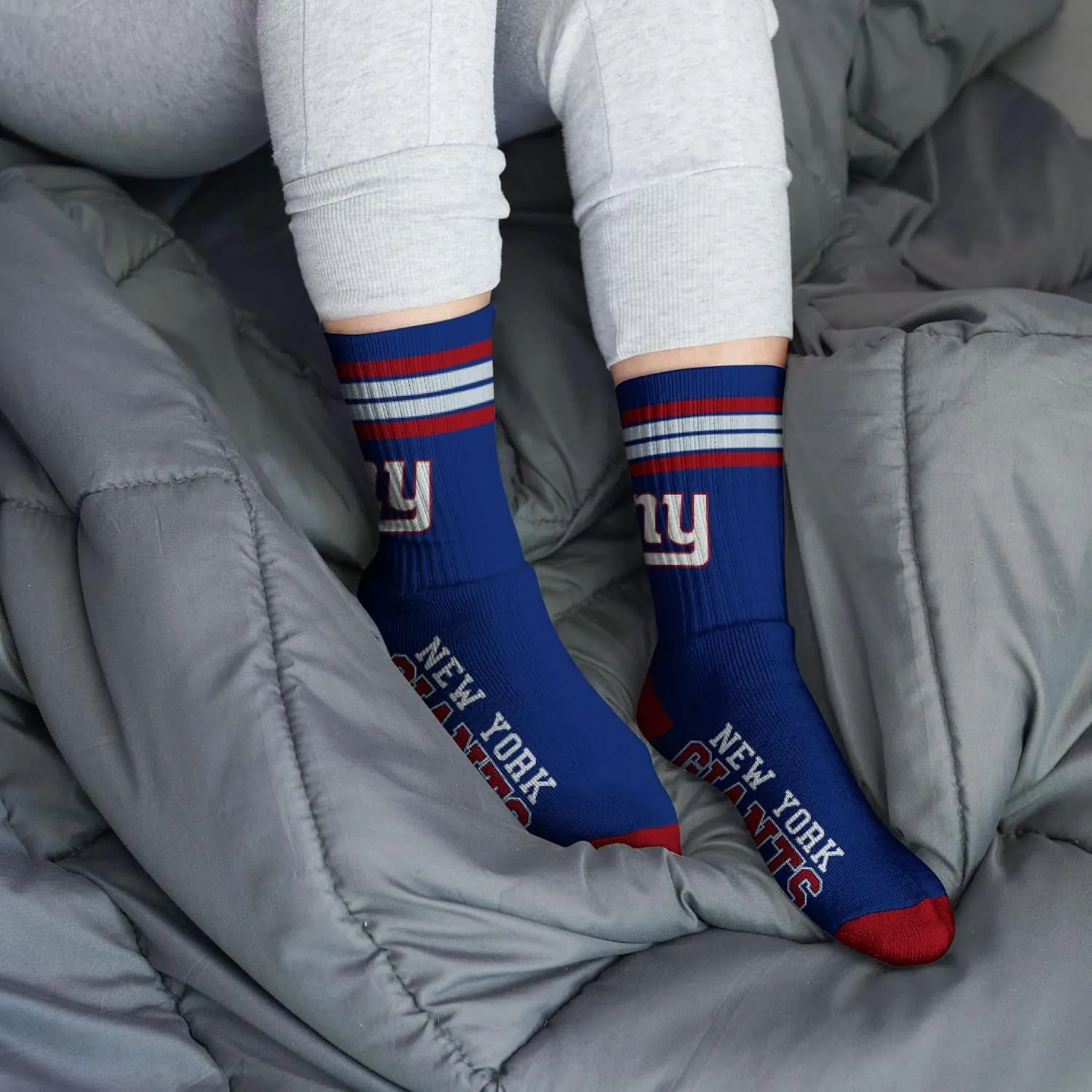 For Bare Feet Youth NFL 4-Stripe Deuce Quarter-Length Socks