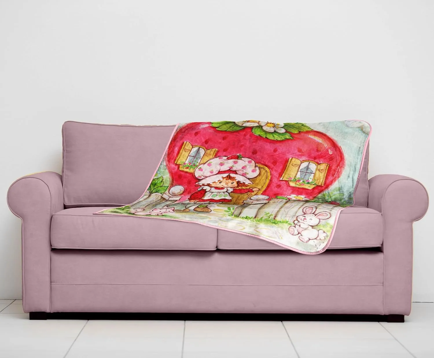 Jay Franco Strawberry Shortcake Berry Playhouse Plush Travel Throw Blanket - Measures 40 x 50 Inches - Kids Super Soft Lightweight Bedding
