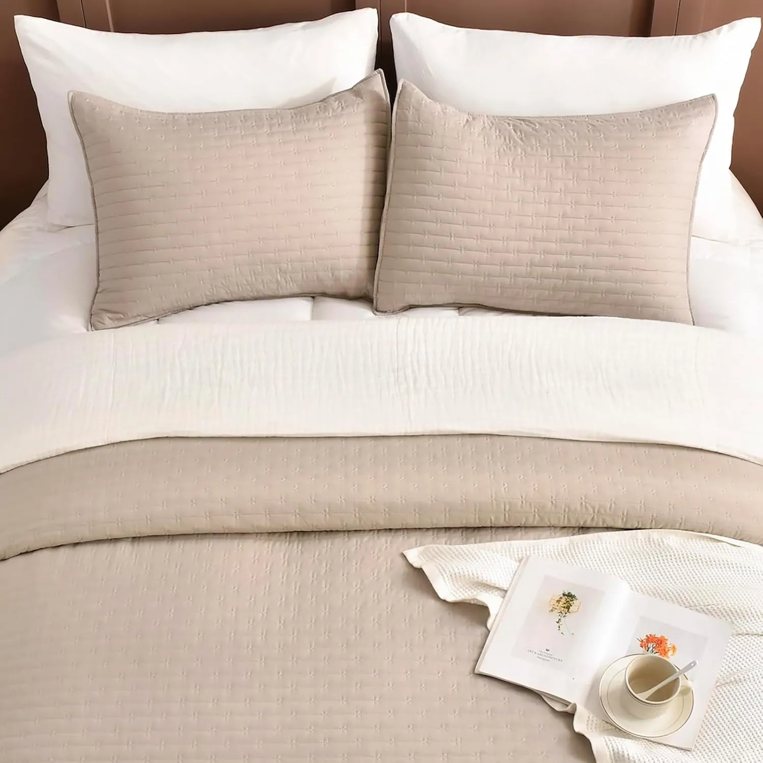 Lady Ann Queen Size Bedspread Set 100x106, 3pcs Oversized Queen Quilt Bedding Set Linen Feel Summer Queen Bed Quilted Coverlet Lightweight and Thin Comforter Bed Cover All Season Ultra Soft and Cozy