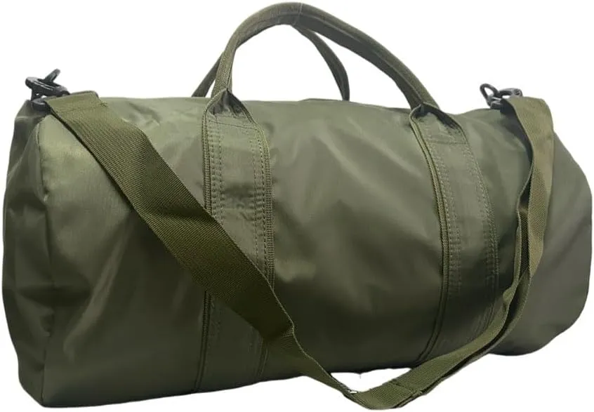 Large Capacity Nylon Duffle Travel Bag Waterproof Handbag for Men or Women Sports Gym Single Shoulder Crossbody Bag