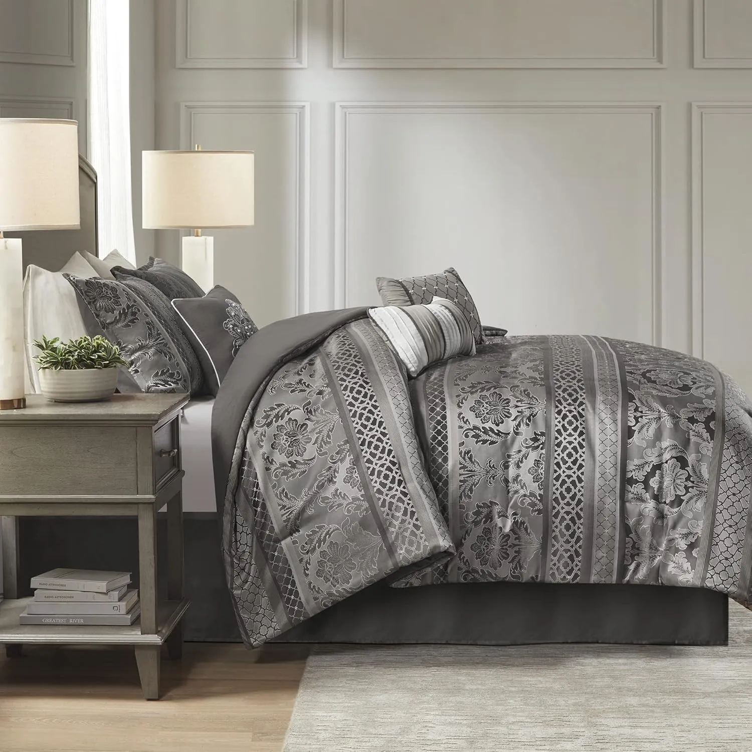 Madison Park Bellagio Cozy Comforter Set - Luxurious Jaquard Traditional Damask Design, All Season Down Alternative Bedding with Matching Shams, Decorative Pillow, Cal King(104"x92"), Grey 7 Piece