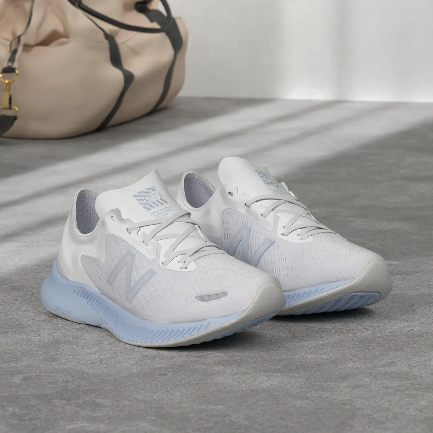 New Balance Women's Dynasoft Pesu V1 Running Shoe