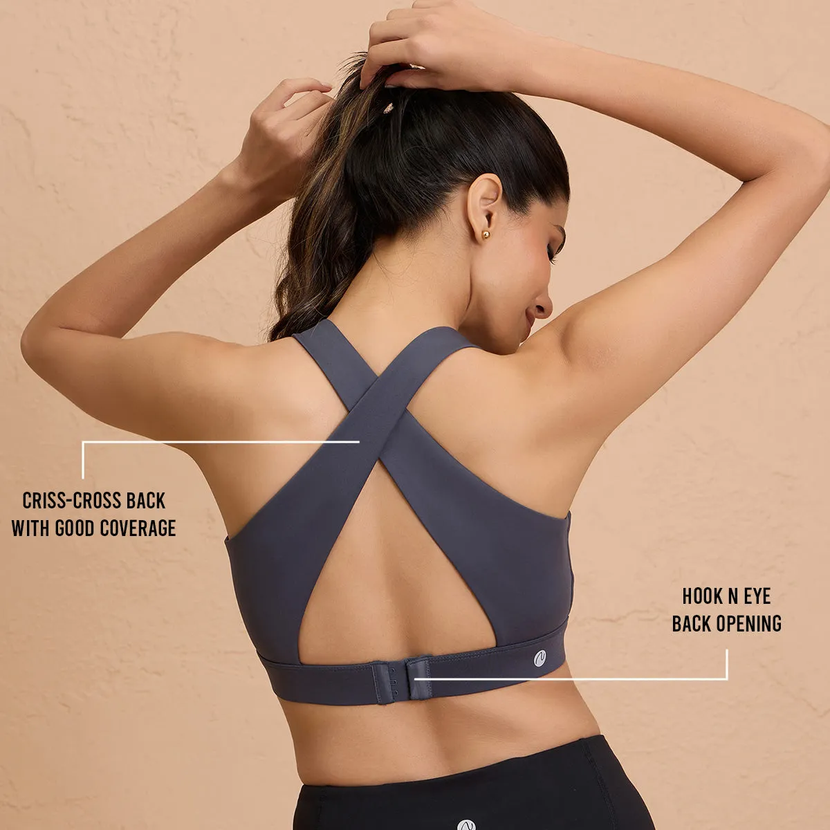Nykd By Nykaa Ultimate Cross Back Sports Bra with Removable Cups NYK909 Grey