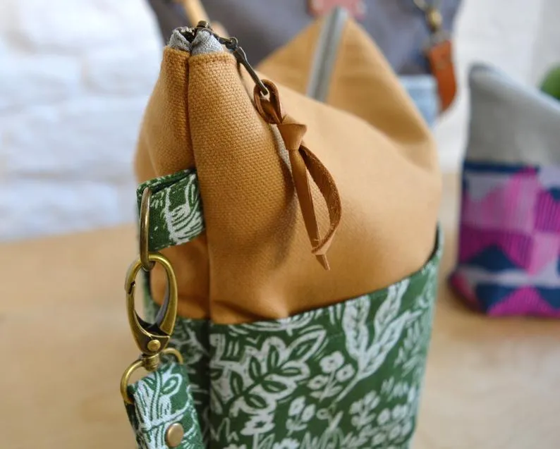 Oxford Project Pouch (3 sizes)