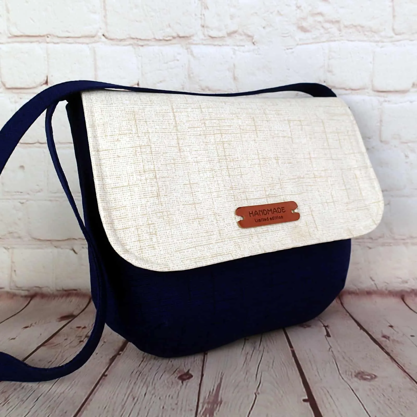 Oxford Purse ( video)