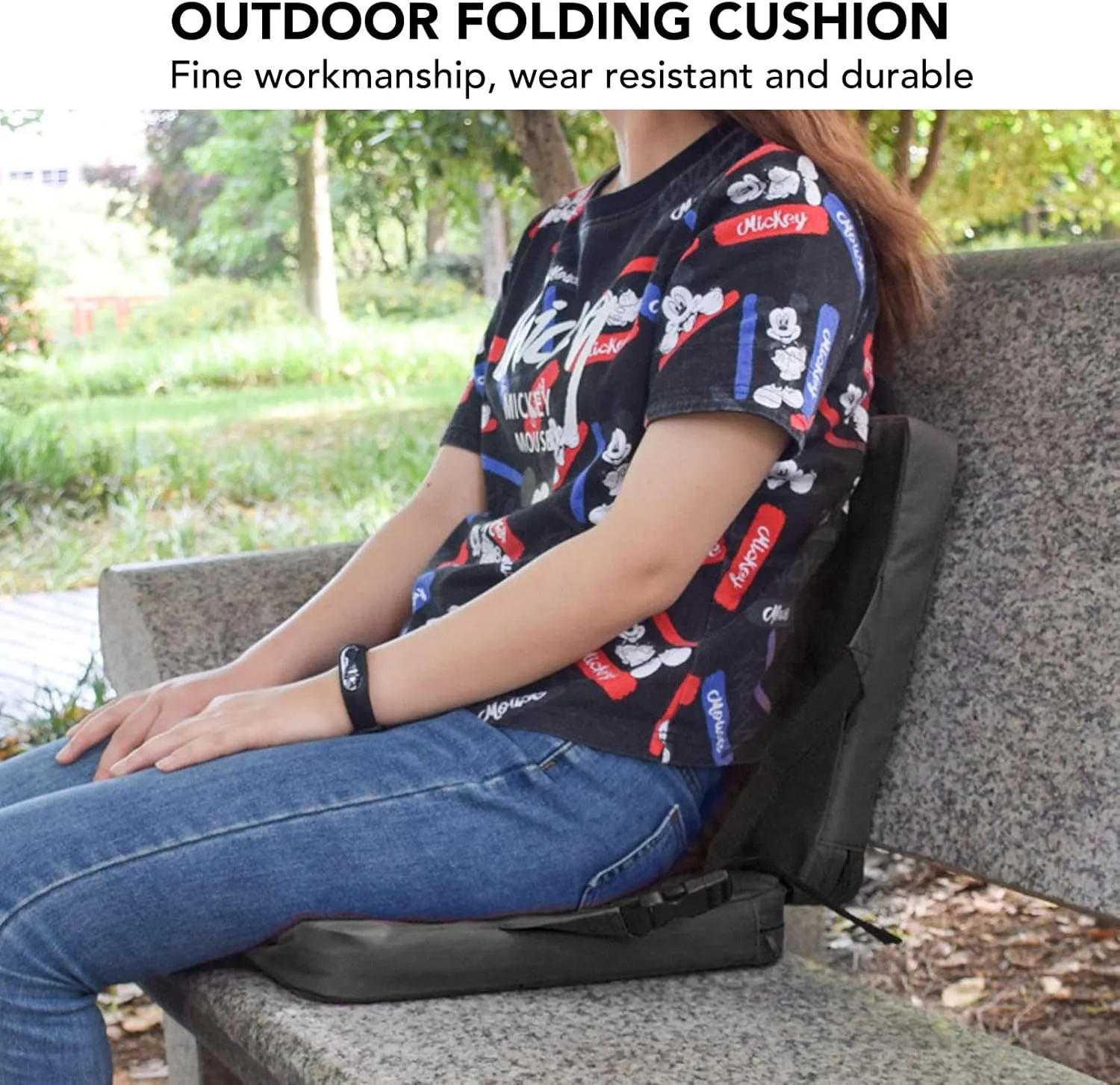 Portable Stadium Seat Cushion Outdoor Foldable Chair Soft Sponge Cushion Back Chair for Stadium and Beach (Black)