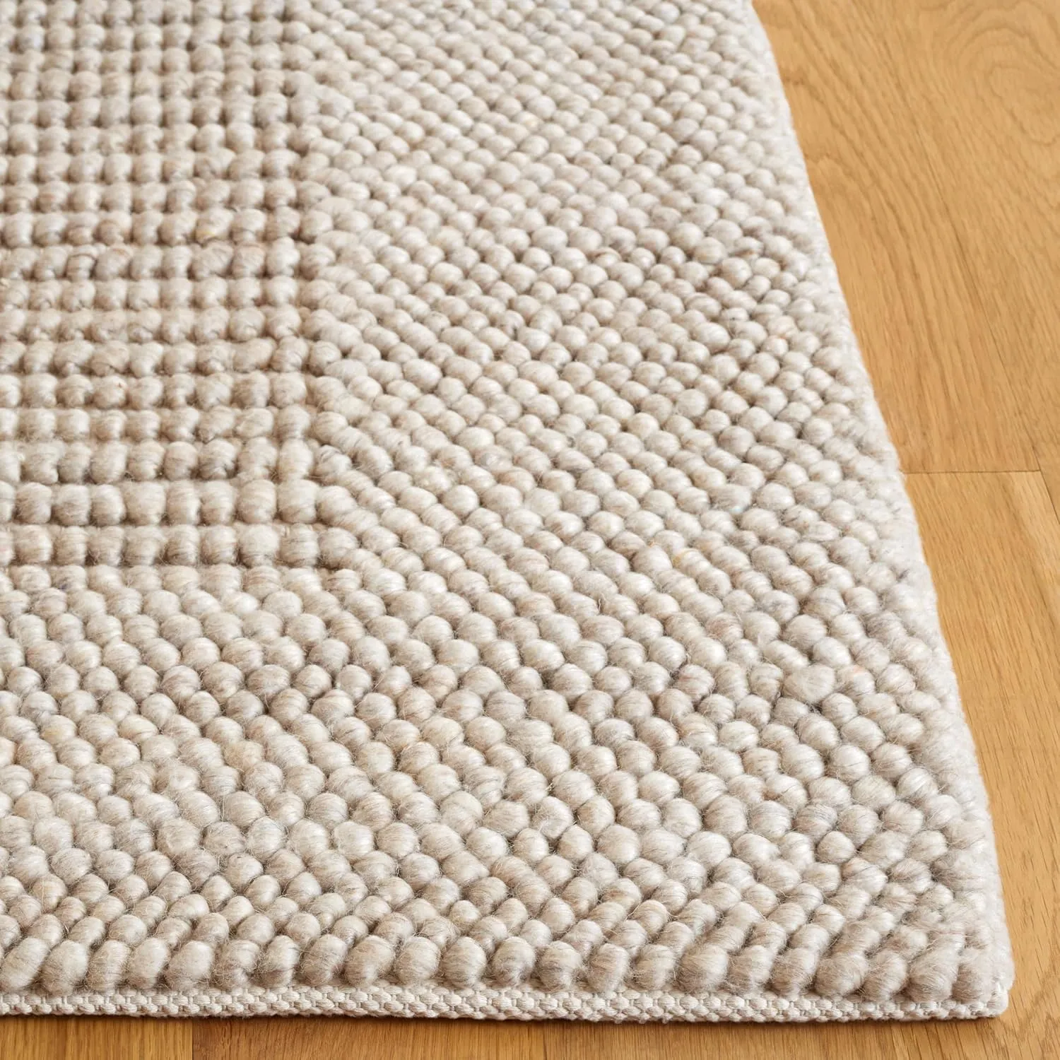 SAFAVIEH Natura Collection Area Rug - 5' x 8', Beige, Handmade Boho Farmhouse Wool, Ideal for The Living Room, Bedroom, Dining Room (NAT130B-5)