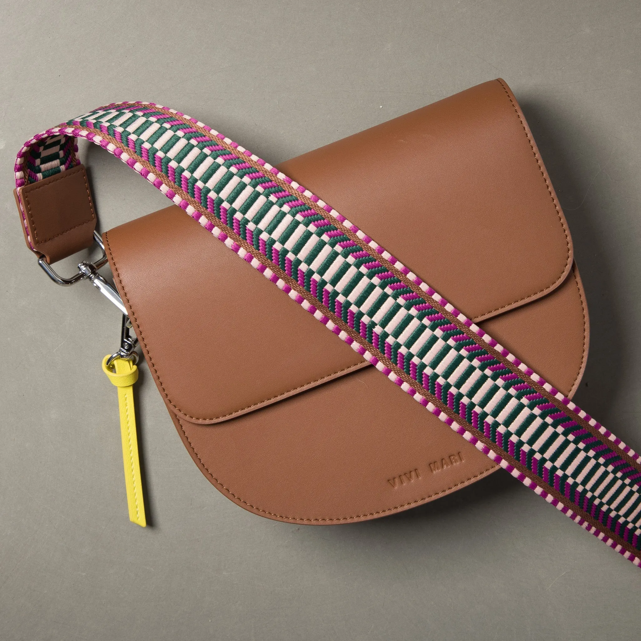 strap ethno multi magenta - tan