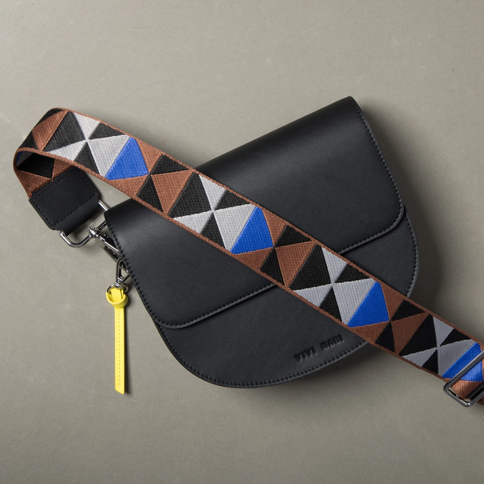 strap triangles multi tan/blue - black