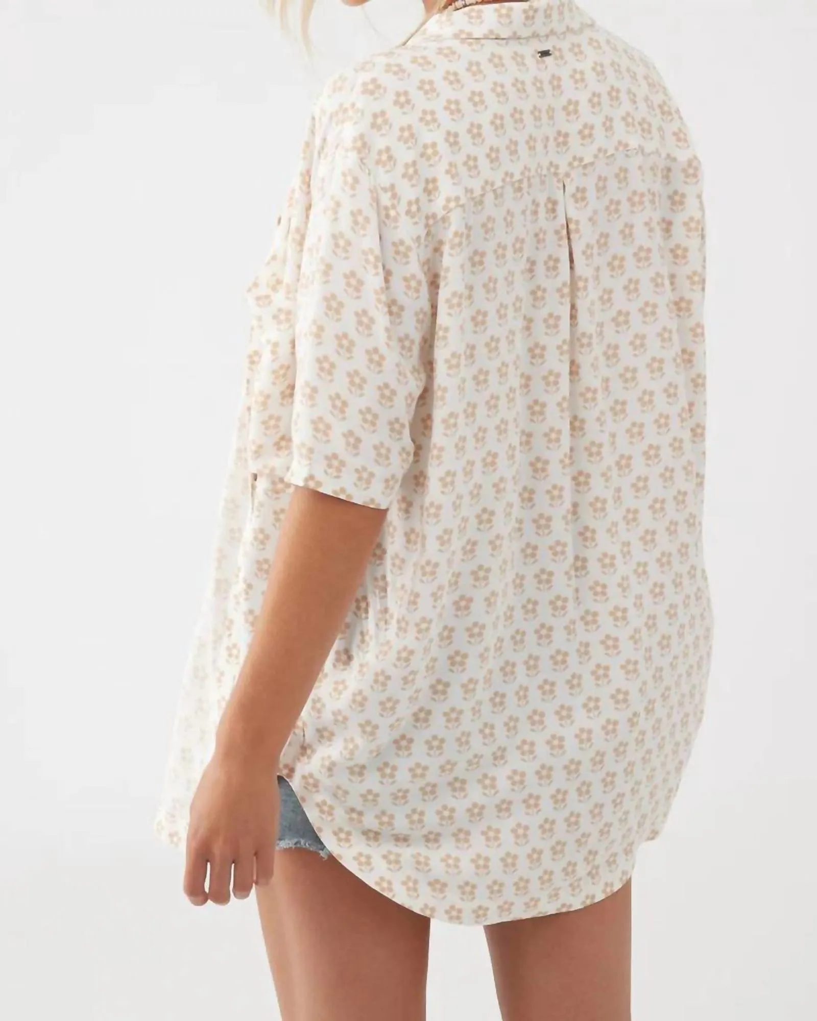 Tricia Daisy Button-Up Top in Winter White | Winter White