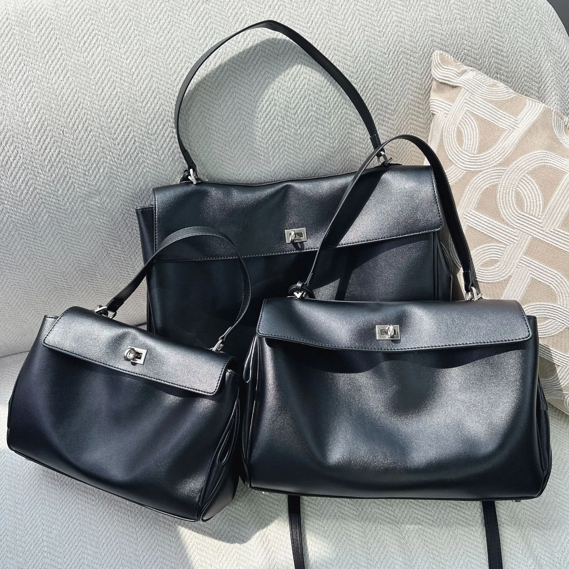 VLOVELAW New Genuine Leather Rodeo Tote Bag Large Capacity Lock Kelly Bag Leisure Commute Shoulder Messenger Bag for Women