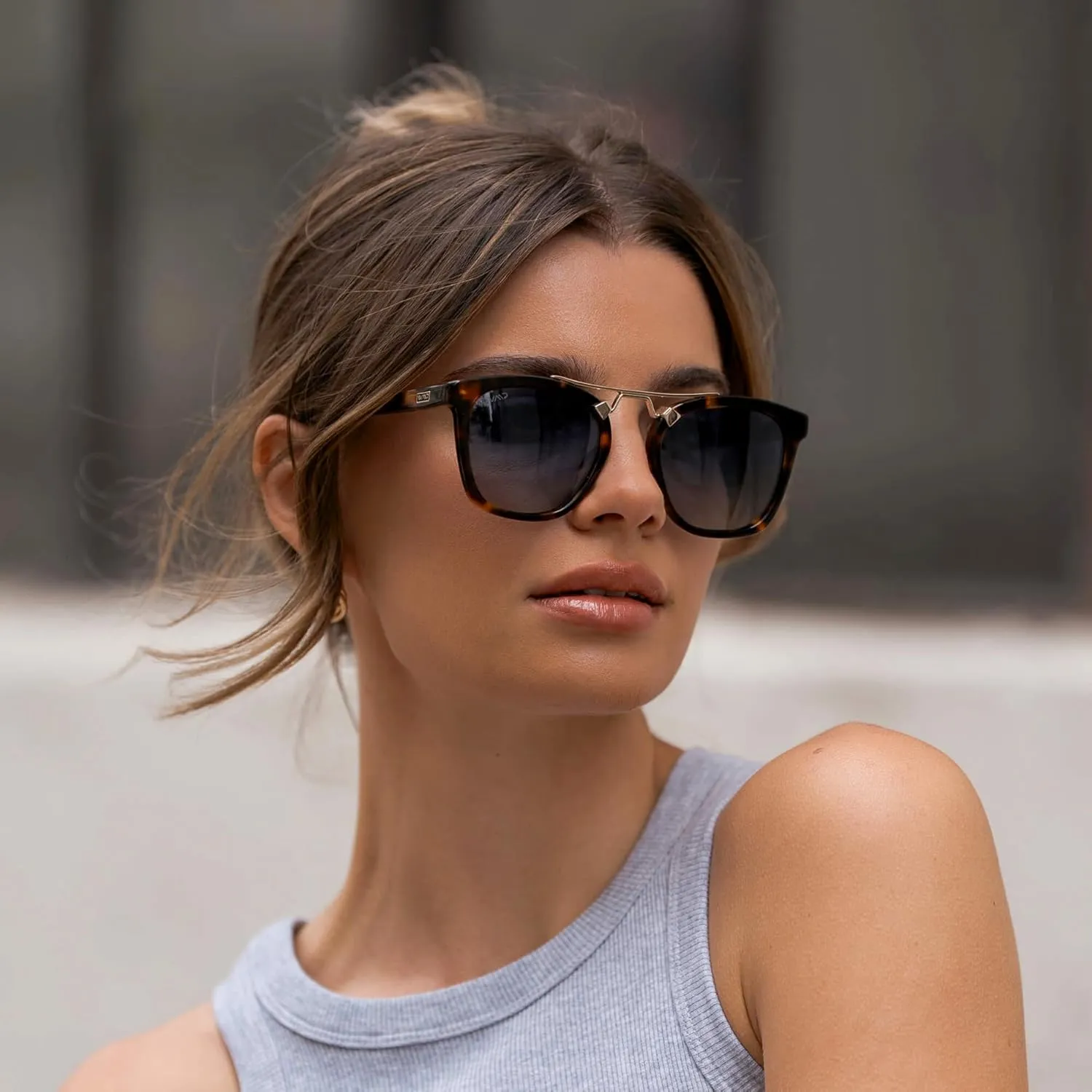 WearMe Pro WMP Eyewear - Women's Oversized Polarized Sunglasses: Square Vintage Style with Metal Double-Bar Bridge