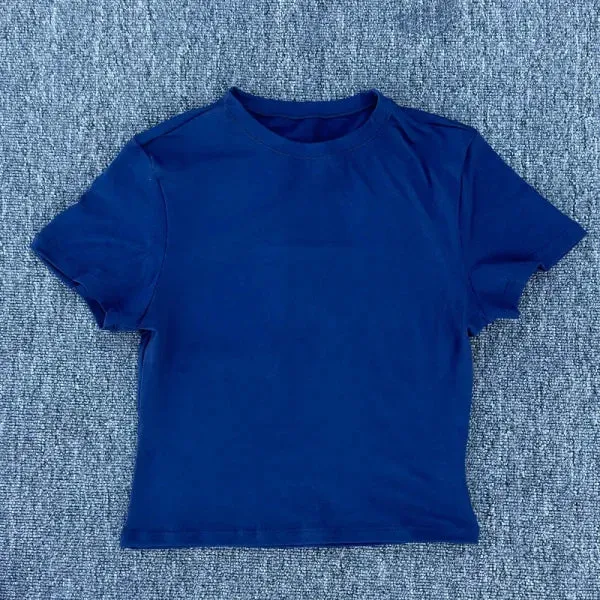Women's Tight-Fit Sports T-Shirt - Quick-Dry Yoga & Running Tee