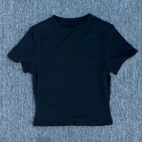 Women's Tight-Fit Sports T-Shirt - Quick-Dry Yoga & Running Tee